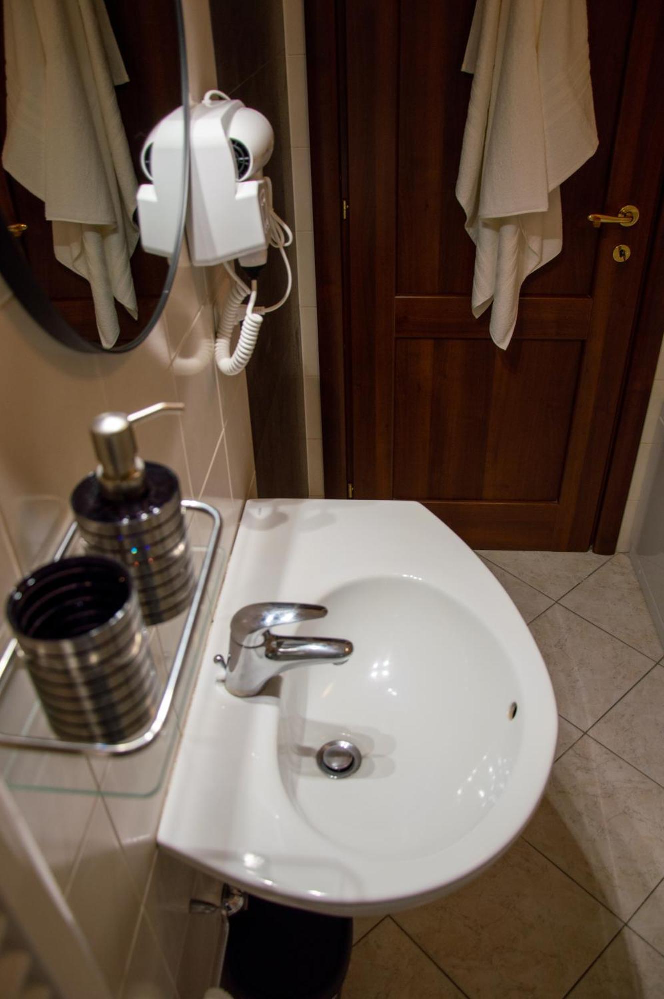 Testaccio Xix-Xxv Bed And Breakfast Roma Dış mekan fotoğraf